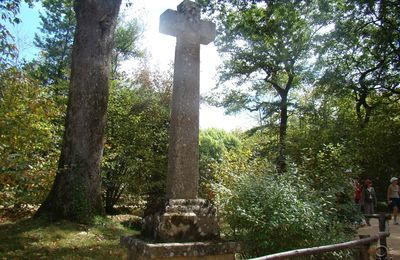 Le Bocage…. Pays des croix