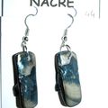 BOUCLE OREILLE NACRE BLEUE 44 