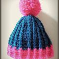 Bonnet pompon au crochet.