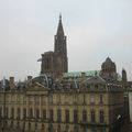 Notre-Dame de Strasbourg sans les échafaudages à son sommet.