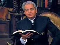 LA FAUSSE ONCTION DE BENNY HINN ?