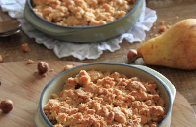 CRUMBLE NOISETTES AUX POIRES ET AU PRALINé