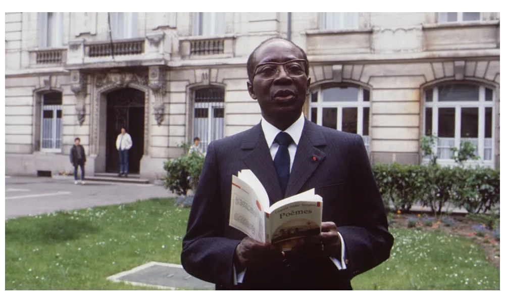 L’État sénégalais acquéreur de la bibliothèque de Léopold Sédar Senghor