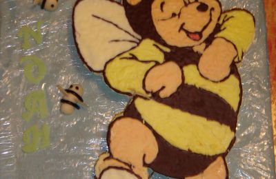 Winnie s'est invité au 1 an de Doudou ... ou son premier gâteau d'anniversaire