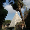 PYRAMIDALE   (ROME)