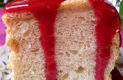 Gâteaux des Anges (Angel Cake) : un gâteau aérien qui ressemble à un nuage pour utiliser vos blancs d'oeufs