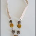 collier boutons en bois