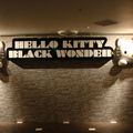 Black Hello kitty mansion