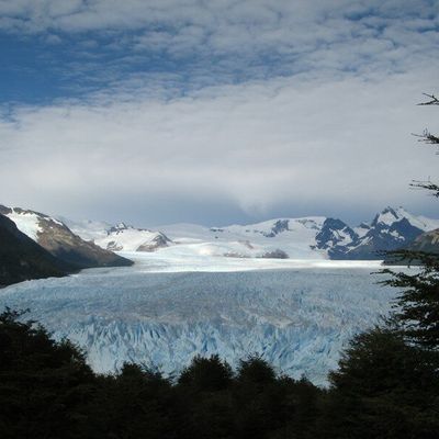 EL CALAFATE - GLACIER MORENO (Argentine)