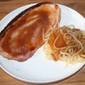 Jambon de Vendée fumé à la plancha et linguine sauce madère