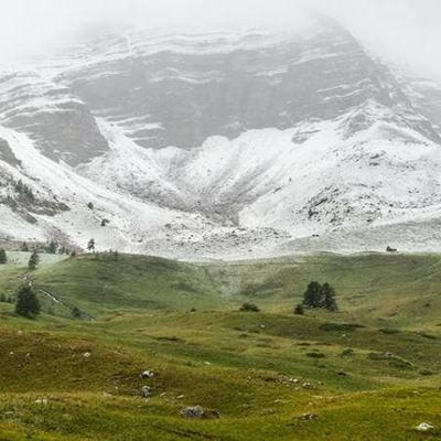 Surprenant paysage...Les Alpes du Sud sous la neige!