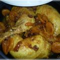 Tajine de poulet aux abricots et raisins secs