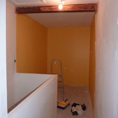 étage dégagement escalier "le cube" jaune safrané 