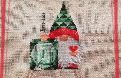 Un gnome et du blackwork ...