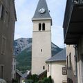 L'église au centre du village