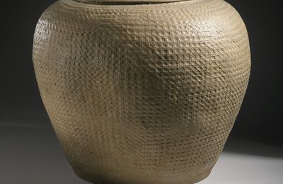 Jar (Guan) with Textured Surface, Eastern Zhou dynasty, late Spring and Autumn period, or early Warring States period (700-400 BC)
