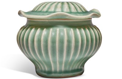 Yuan dynasty Ceramics sold at Sotheby's New York 22 November 2024