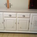 Relooking d'une enfilade en pin