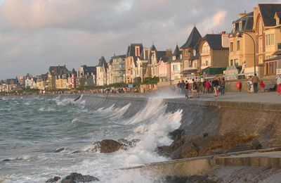 La culture ne s'arrete jamais sur la cote d'Emeraude