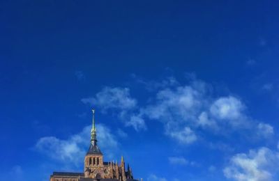 Intégrer les horsains et en faire des Normands: la solution efficace du maire d'Avranches...