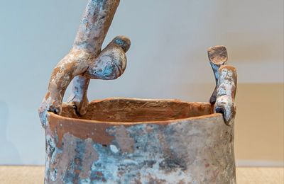 Painted Pottery Zun wine vessel, Eastern Han dynasty