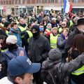 71 d - manifestation unitaire avec les Gilets jaunes