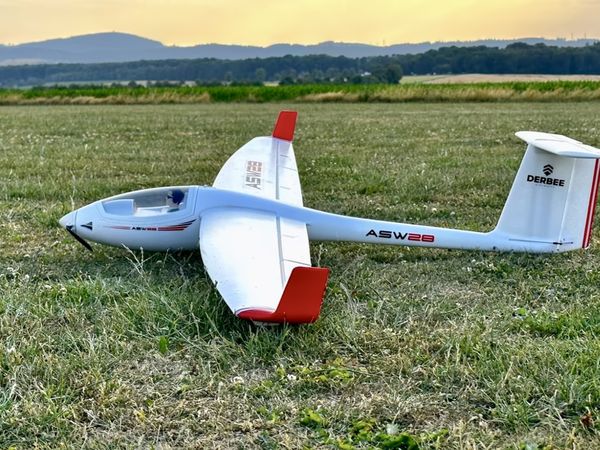 Le successeur de l’Easyglider? L’ASW28 de Ferbee.