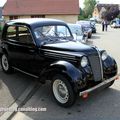 Renault juvaquatre berline 4 portes (1939-1951)(32ème Bourse d'échanges de Lipsheim)