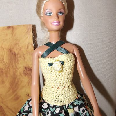 Une nouvelle robe pour Barbie !!!