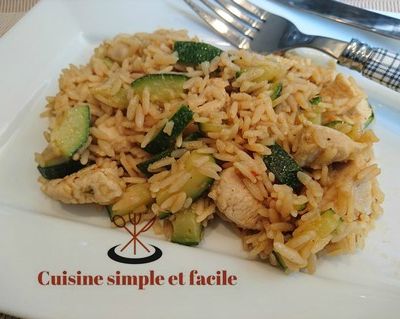 Poêlée de riz, courgettes et poulet
