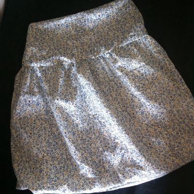 Des fleurs en jupe boule