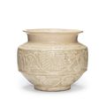A small Cizhou sgraffiato jar, Northern Song dynasty (960-1127)