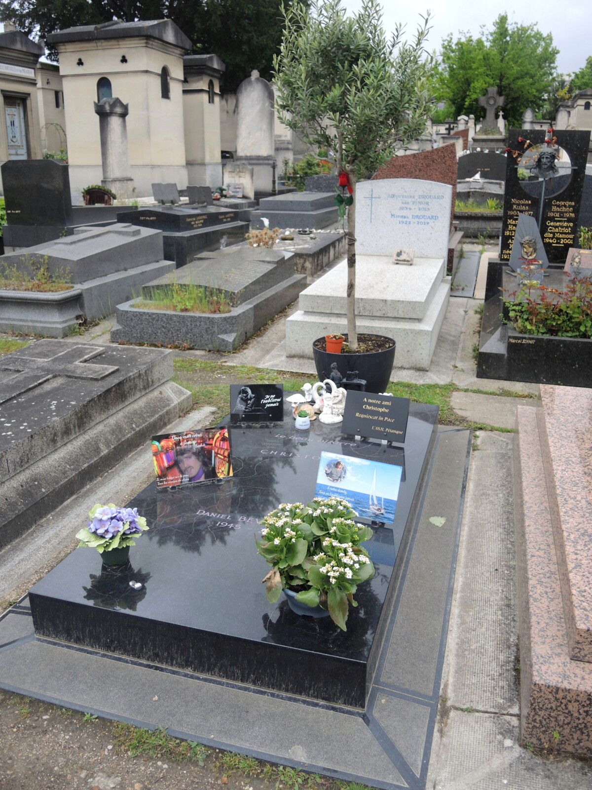 Paris, cimetière Montparnassse, Tombe de Christophe (75)