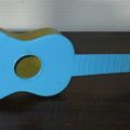 GUITARE MARQUE GIROGIL