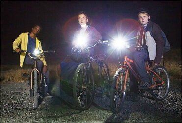 2014 ★ Echo, de Dave Green