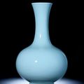 A Very Fine Ru-Type Bottle Vase, Qianlong Period, 1736-1795