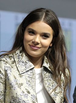 Film de vampires, retrouvez Hailee Steinfeld dans Sinners