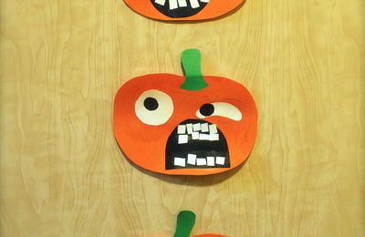 Courges d'Halloween en papier.