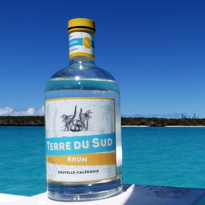 DISTILLERIE - NOUVELLE-CALEDONIE