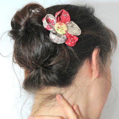 Barrettes fleurs kanzashi japonaises en tissus