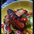 Yakitori de saumon aux agrumes, wok cru de légumes croquants...