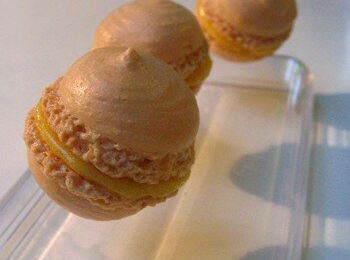 Macarons au citron, que j'aime cette collerette !