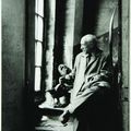 Denise Colomb (1902-2004), Picasso dans son atelier avec les chouettes, 1952