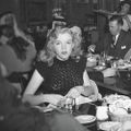 30/01/1947, Los Angeles - A la cantine de la Fox