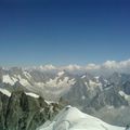 le mont blanc et l'aiguille du midi