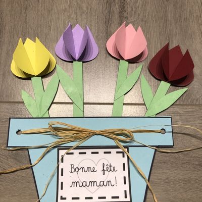 Carte pot de fleurs pour la fête des mères 2024