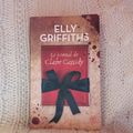 Le Journal de Claire Cassidy, Elly Griffiths