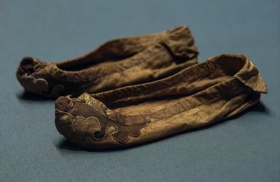 Brown Silk Shoes, Yuan Dynasty (1279-1368)