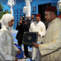 أمير المؤمنين صاحب الجلالة الملك محمد السادس يؤدي صلاة الجمعة بمسجد محمد السادس بالمضيق 