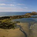 bigmax-vu du chateau en pleine mer a saint malo